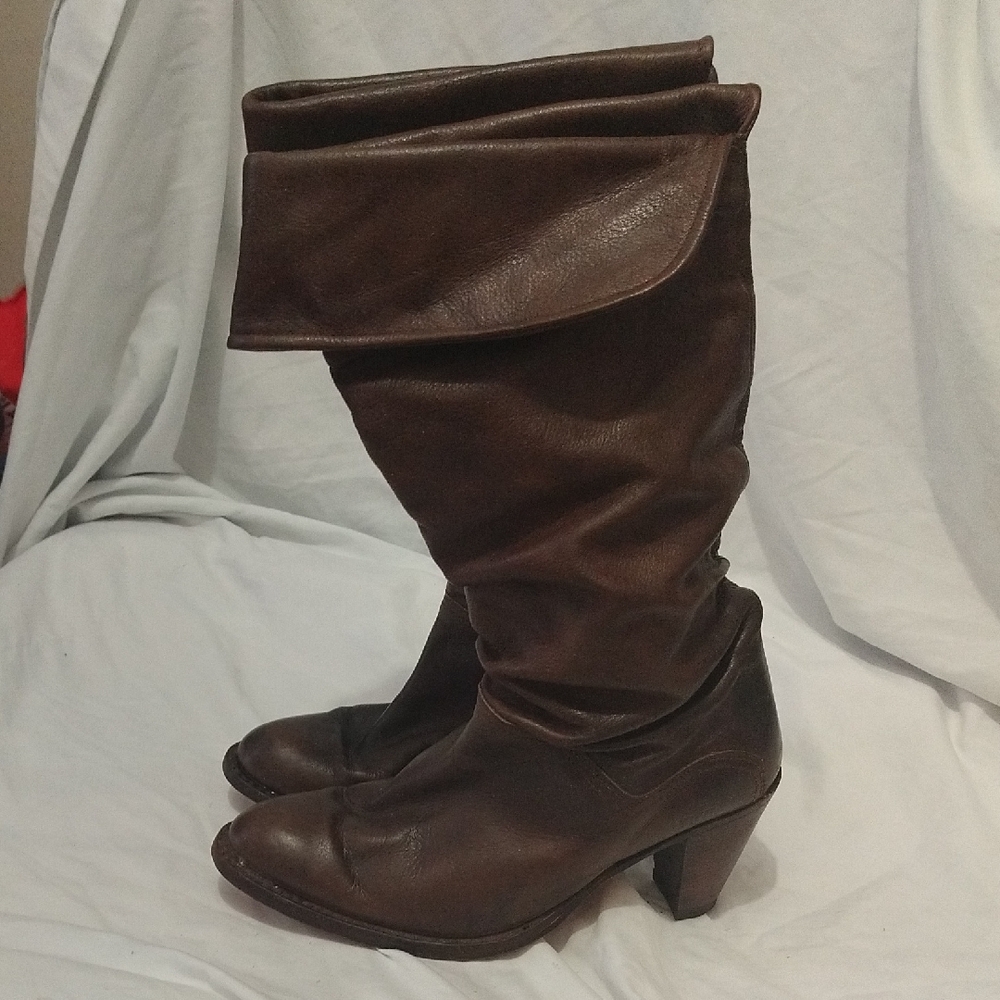 Frye Durango Brown Slouchy Heeled Boots. Sz 9
